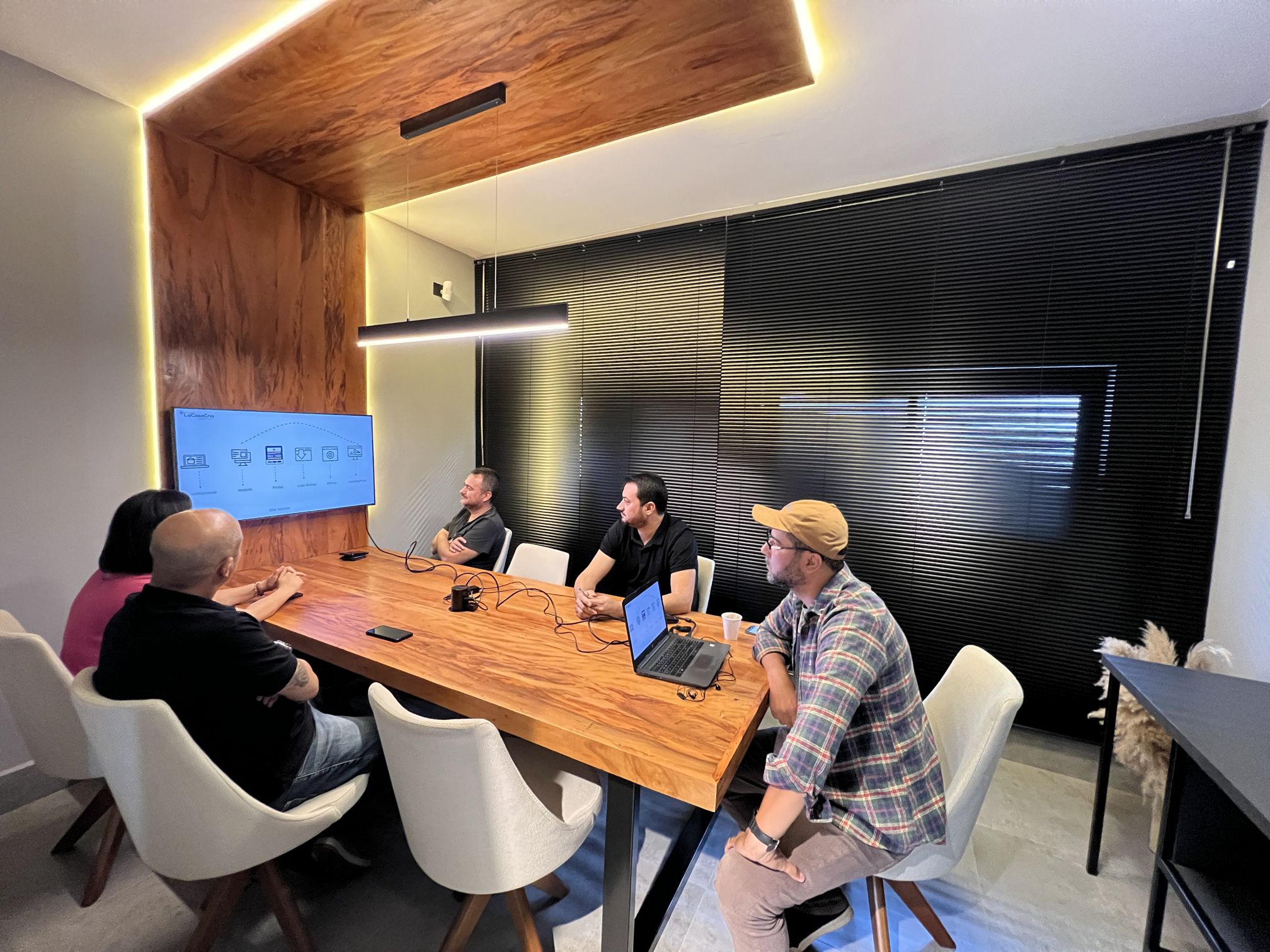 eni work porto feliz sala de reunião térreo.JPG